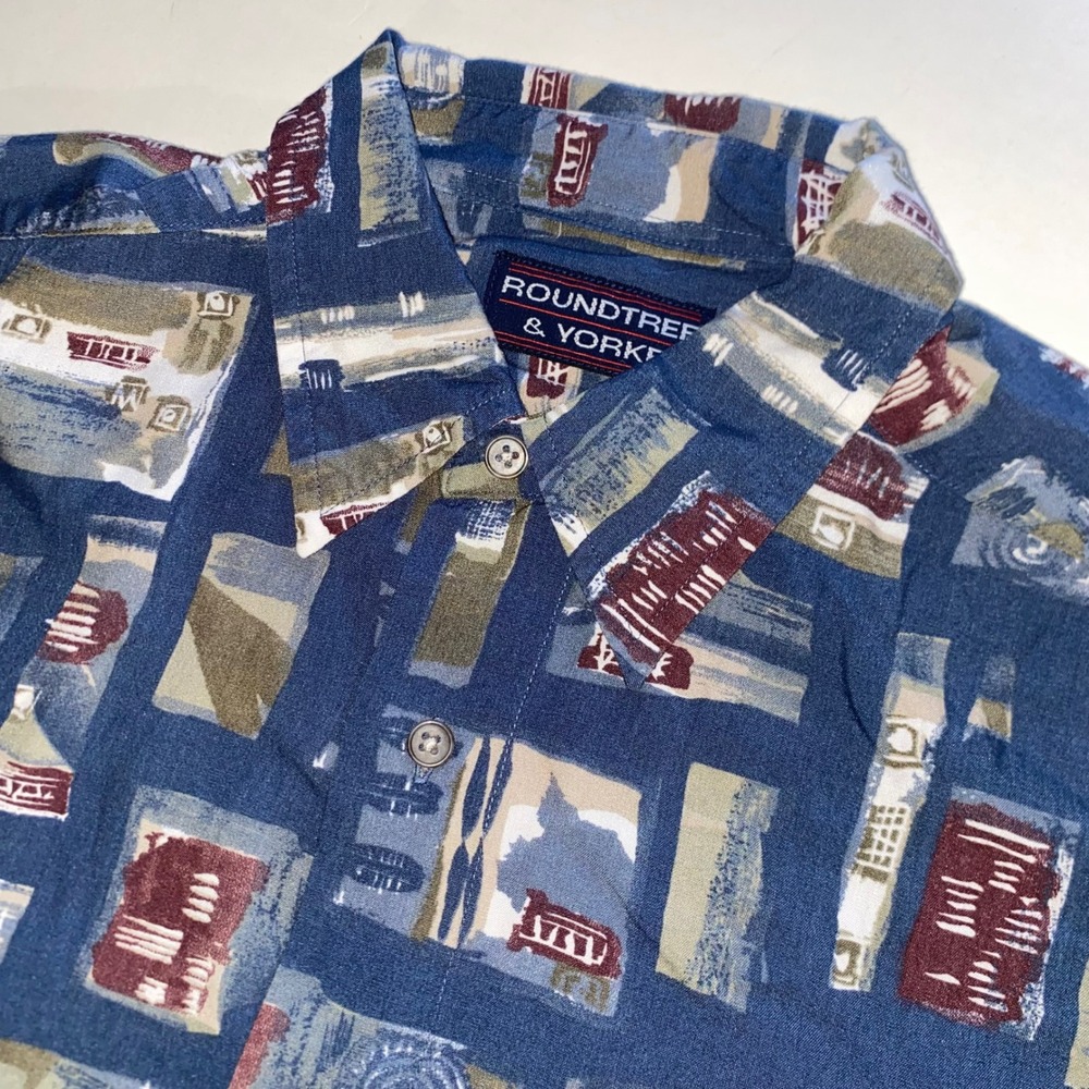 Roundtree & Yorke Mens Medium Blue Abstract Geometric Rayon Short Sleeve Shirt